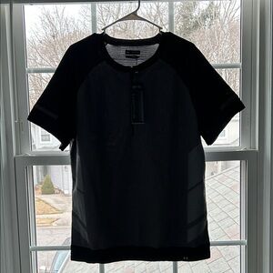 Under Armour Black and Gray Short Sleeve Shirt
